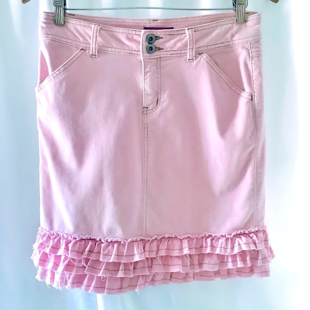 BeBop pink ruffle skirt. Size M